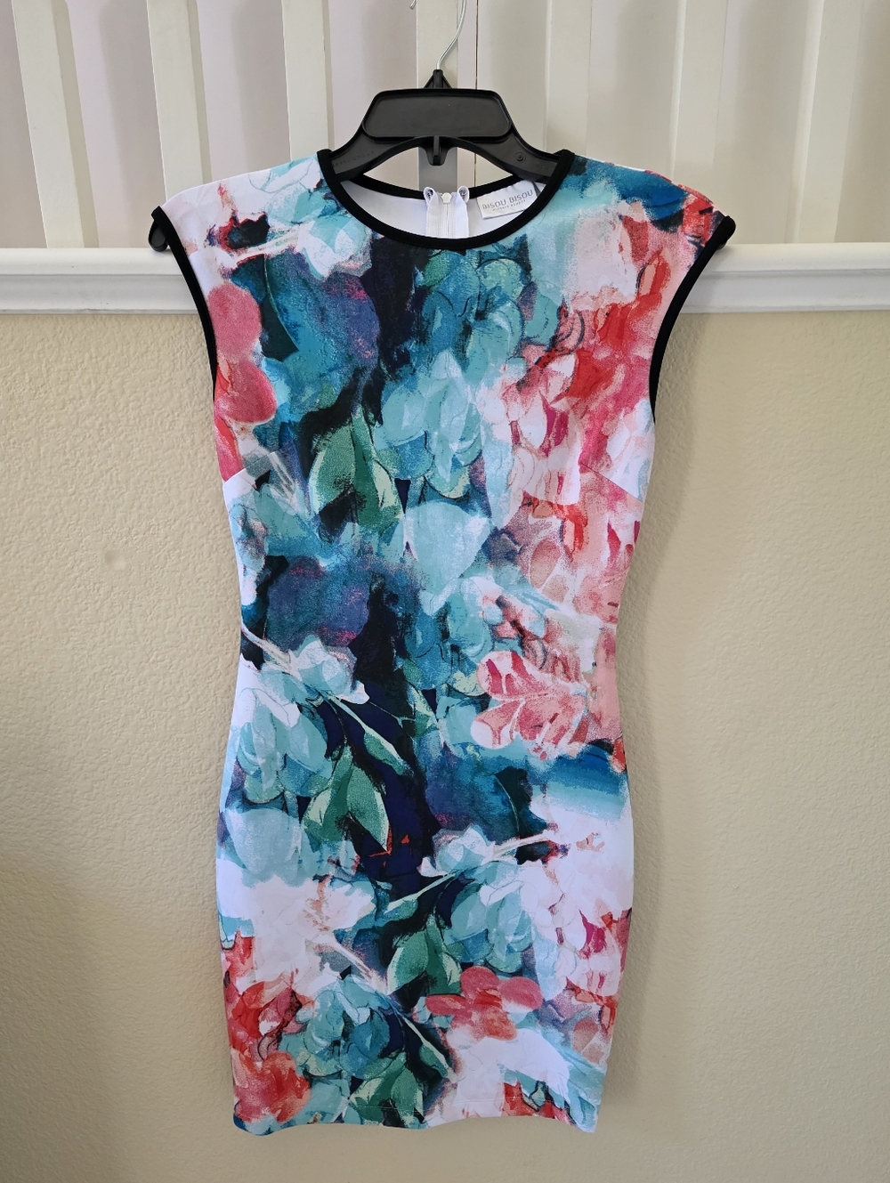 Bisou Bisou Women's  Watercolor Floral Sheath Dress